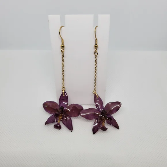 Elegant Purple Floral Earrings - Picture 1 of 2